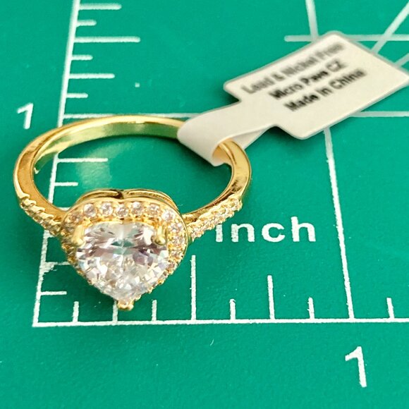 Heart Cut Cubic Zirconia Halo Cocktail Ring Yellow Gold Plated Size 7 8 9 - Picture 12 of 13